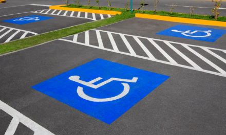 Размер штрафа за парковку на местах для инвалидов